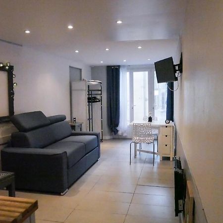 Le Studio - La Roquebrussanne Apartment Екстериор снимка
