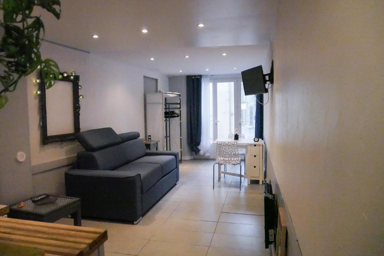 Le Studio - La Roquebrussanne Apartment Екстериор снимка